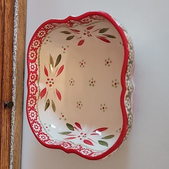 Temptations Holiday Temptations Serving Bowl Holiday Christmas Old